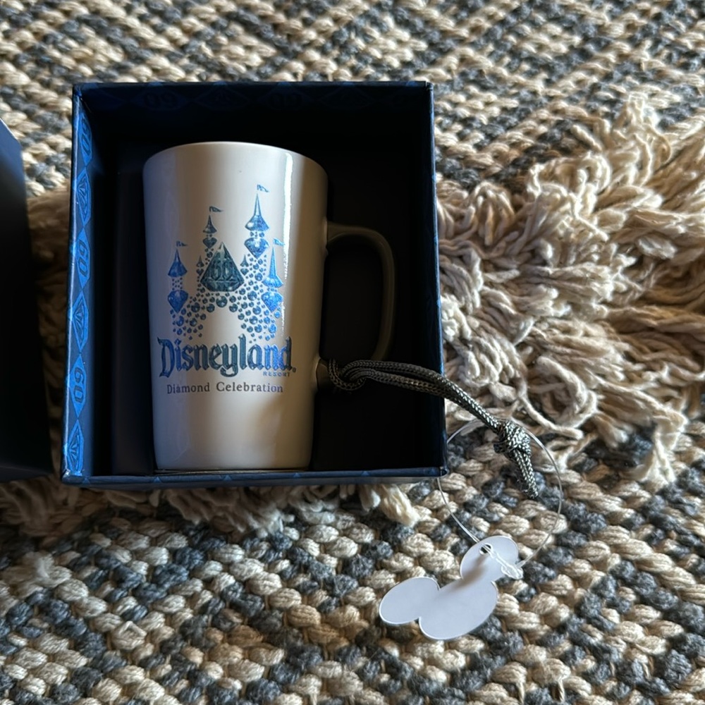 Disney x Starbucks